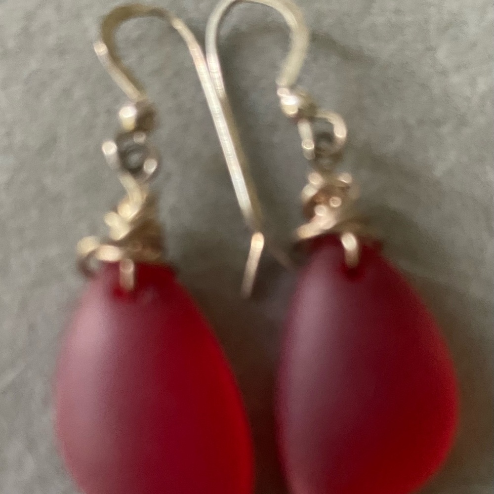 Elegant Red Teardrop Earrings